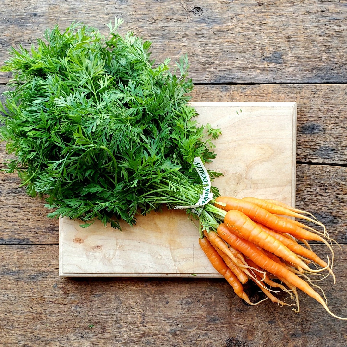 Yaya Orange Carrots - 1lb no tops